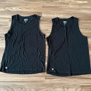 2 Men’s Smartwool Tank Tops L